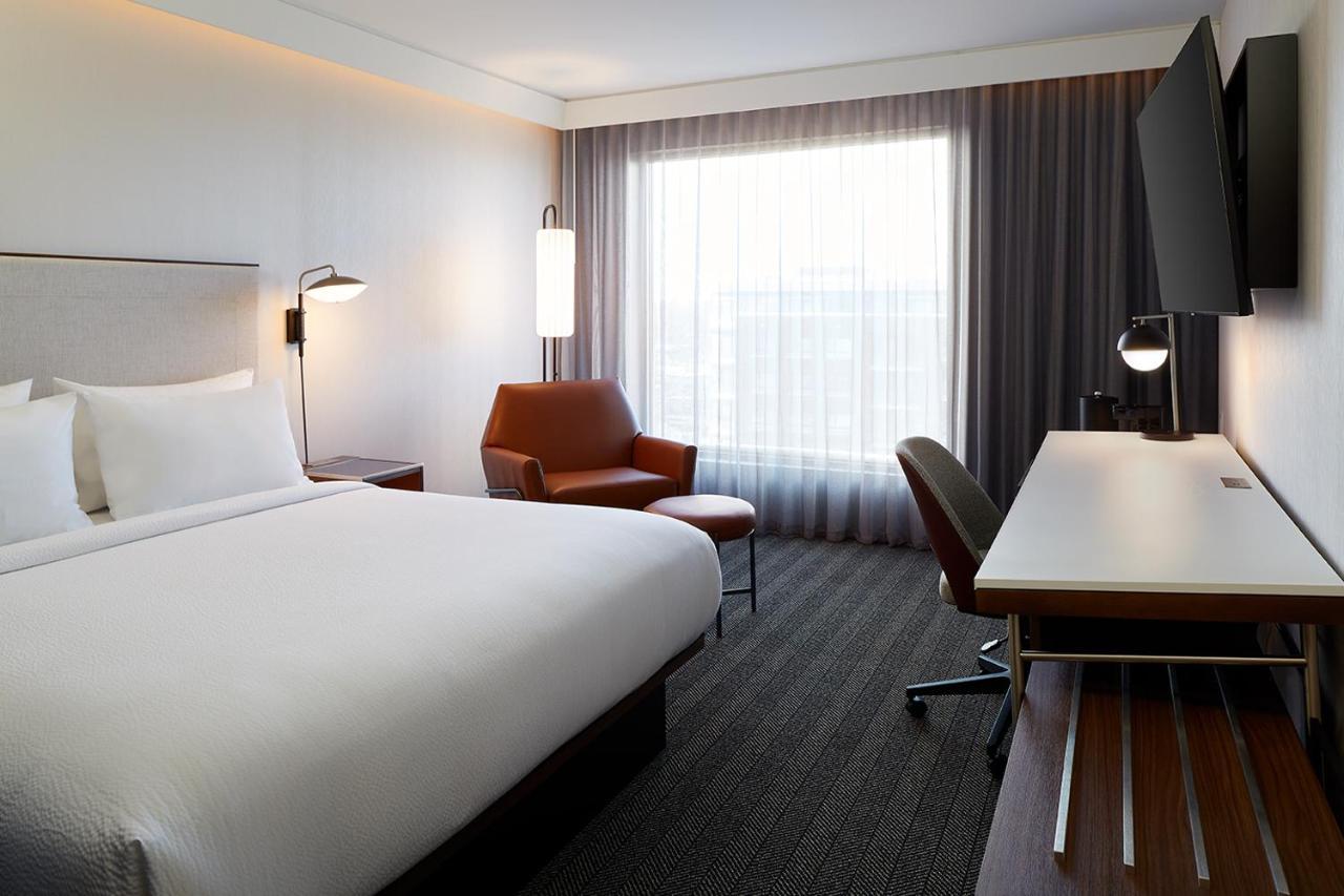 Courtyard Montreal Midtown Hotell Eksteriør bilde