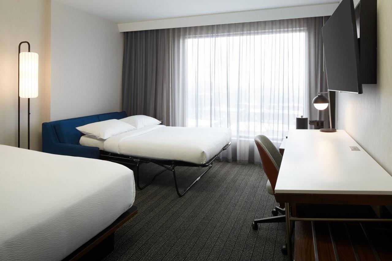 Courtyard Montreal Midtown Hotell Eksteriør bilde